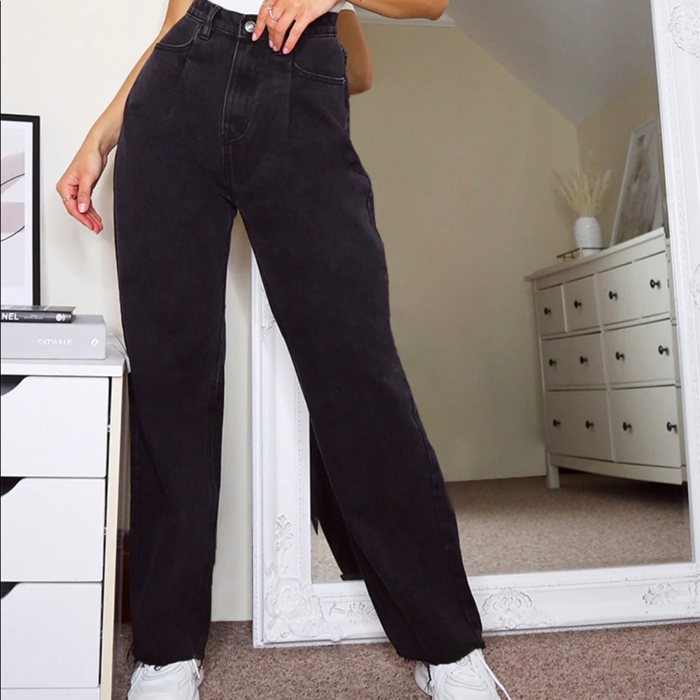 PRETTY LITTLE THING Washed Black Mom Jeans